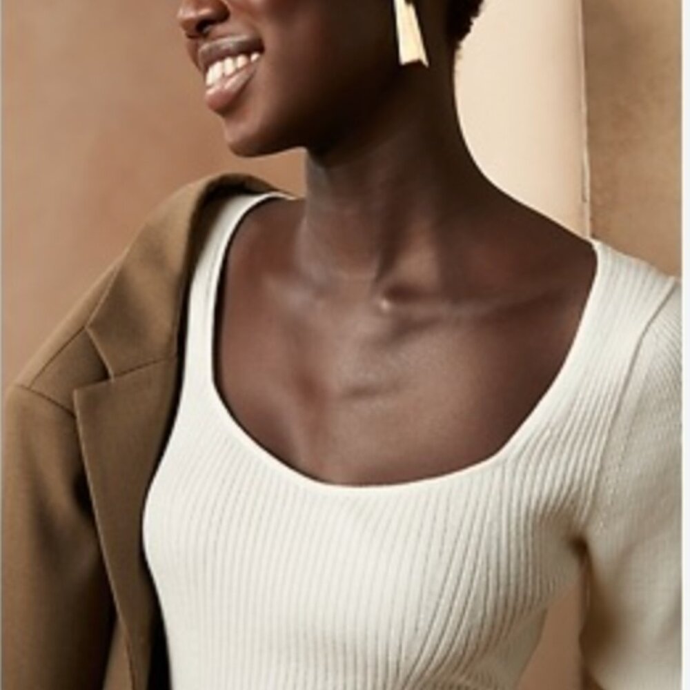 NWOT Banana Republic Portrait-Neck Sweater Top in Cream (XS)